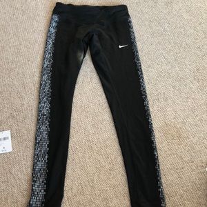 nike leggings